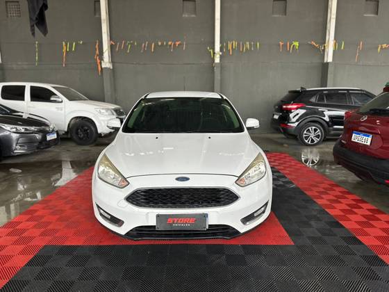 FORD FOCUS 1.6 SE PLUS 16V FLEX 4P MANUAL